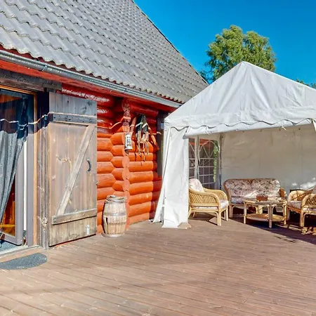 Part Of House, Sauna And Terrace 公寓